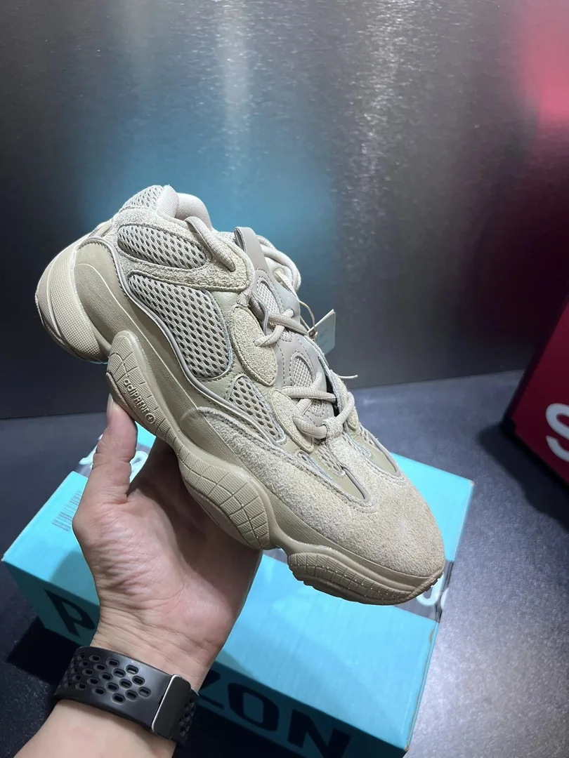 Adidas Yeezy 540 Suede Sneakers — Zdjęcie 13