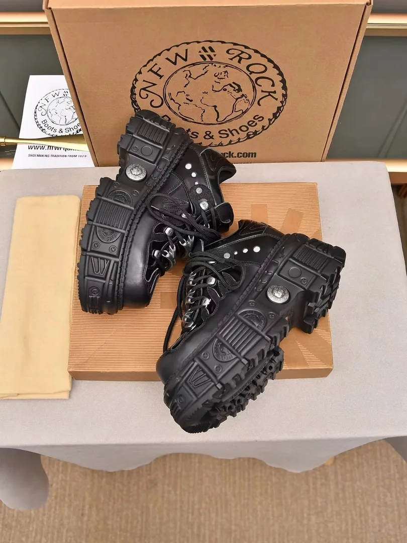 New Rock Black White Gold Hardware Sneakers — Photo 4