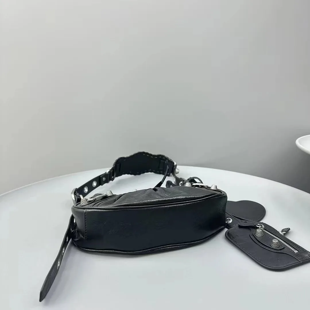 Balenciaga Leather Shoulder Bag — Photo 9