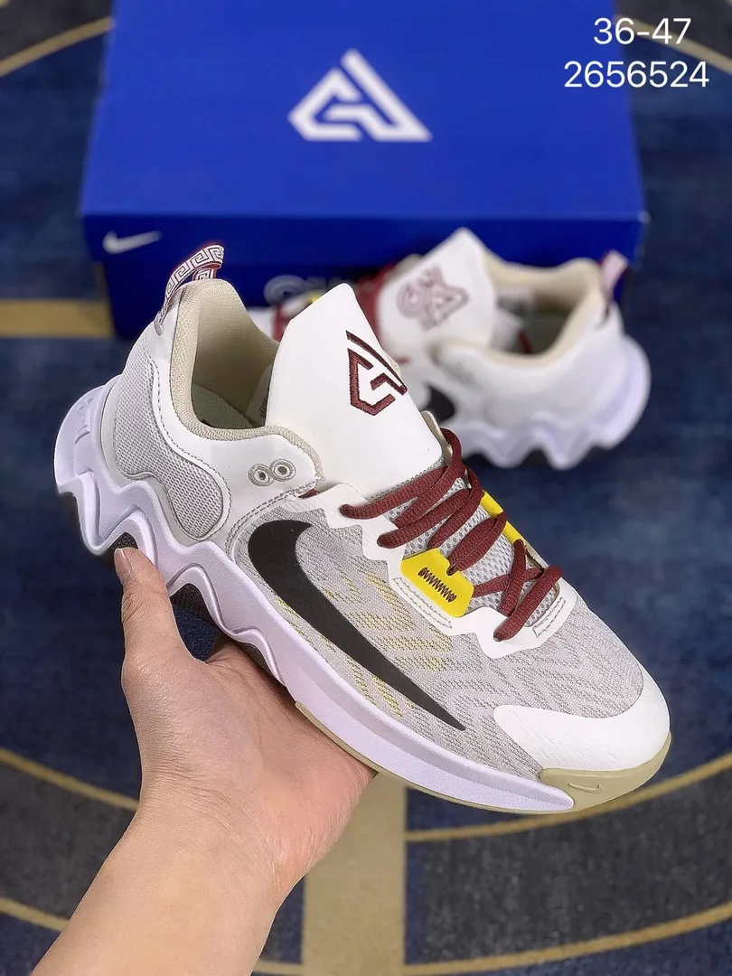 Nike Giannis Immortality Basketball Shoes — photo 10