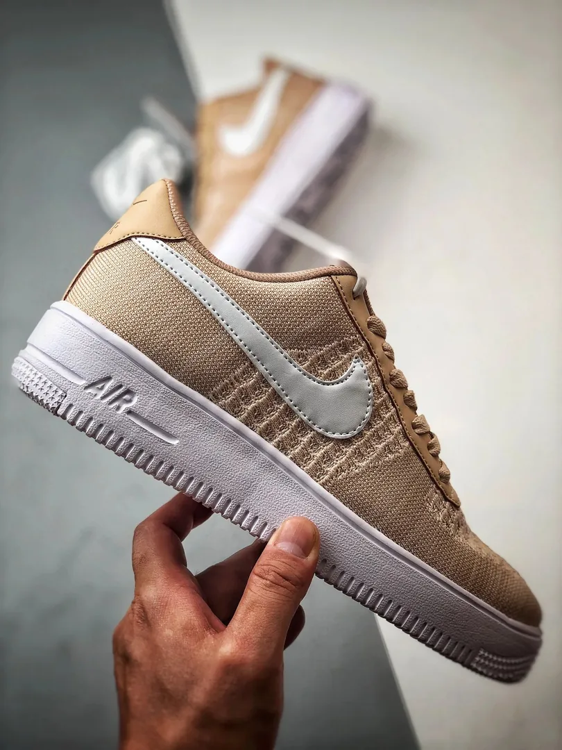 Nike Air Force 1 Flyknit 2.0 Grey Sneakers — Photo 8