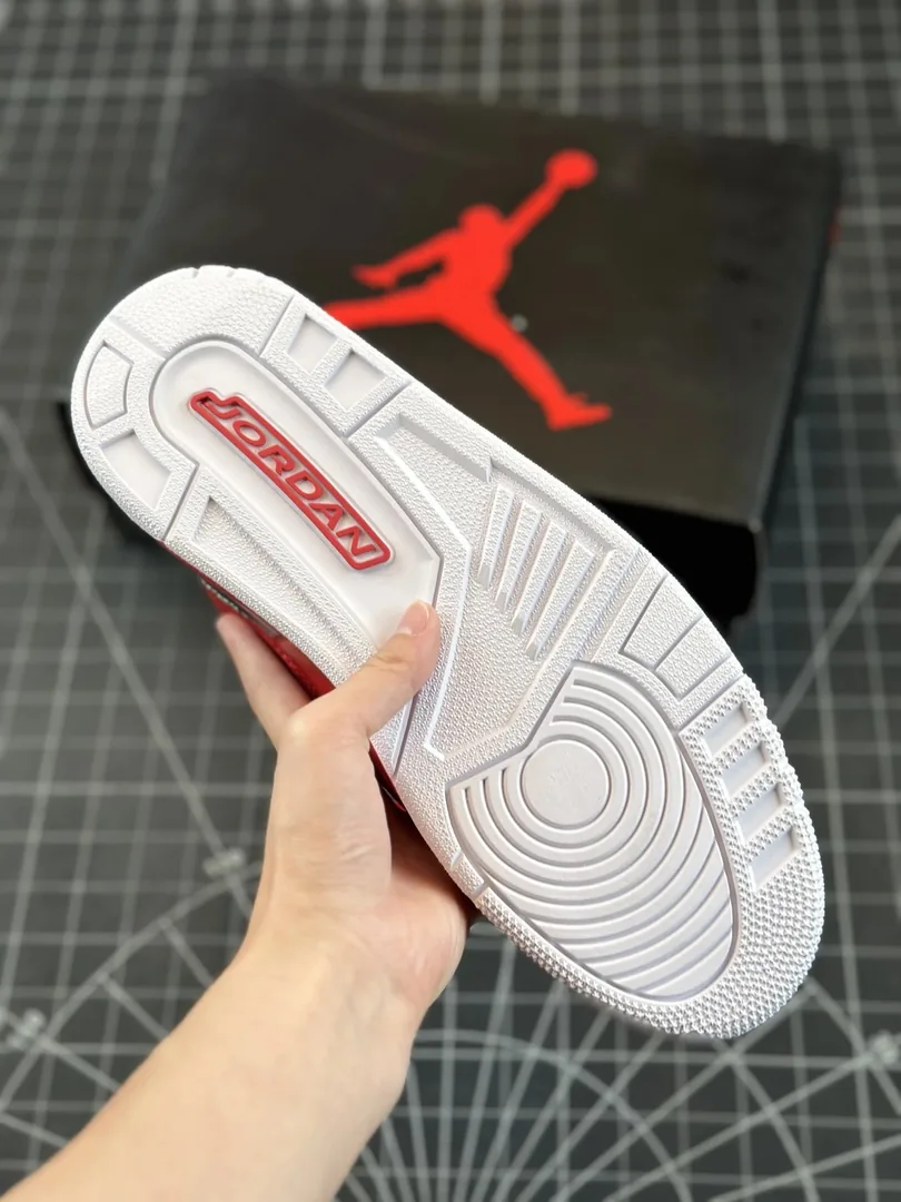 Air Jordan 3 DJ Khaled Grateful — photo 6