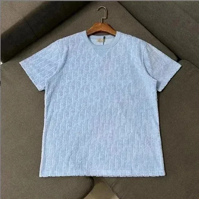 Shorts And T-Shirt Set — Photo 14