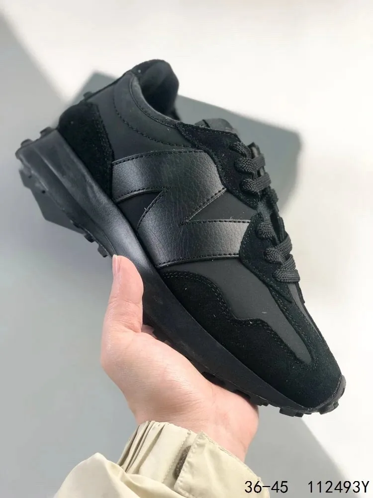 New Balance 327 Black Chunky
