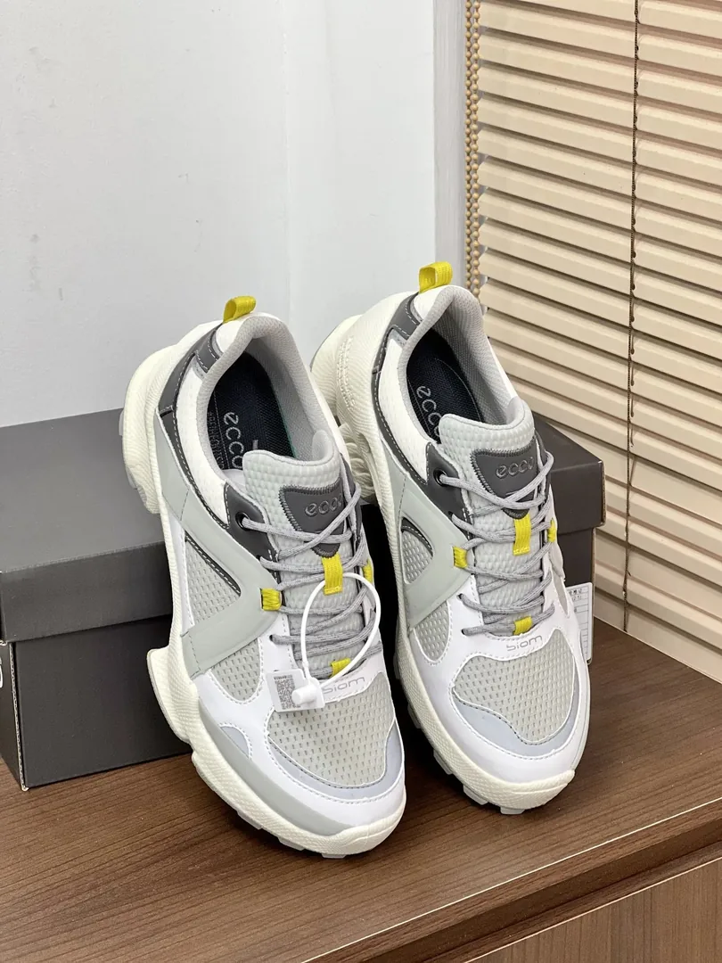 Ecco BIOM Red Running Shoes — Photo 4