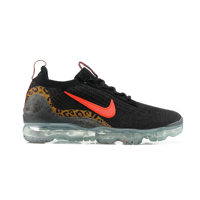 Nike Air VaporMax Flyknit 2021 Trainers — photo 11