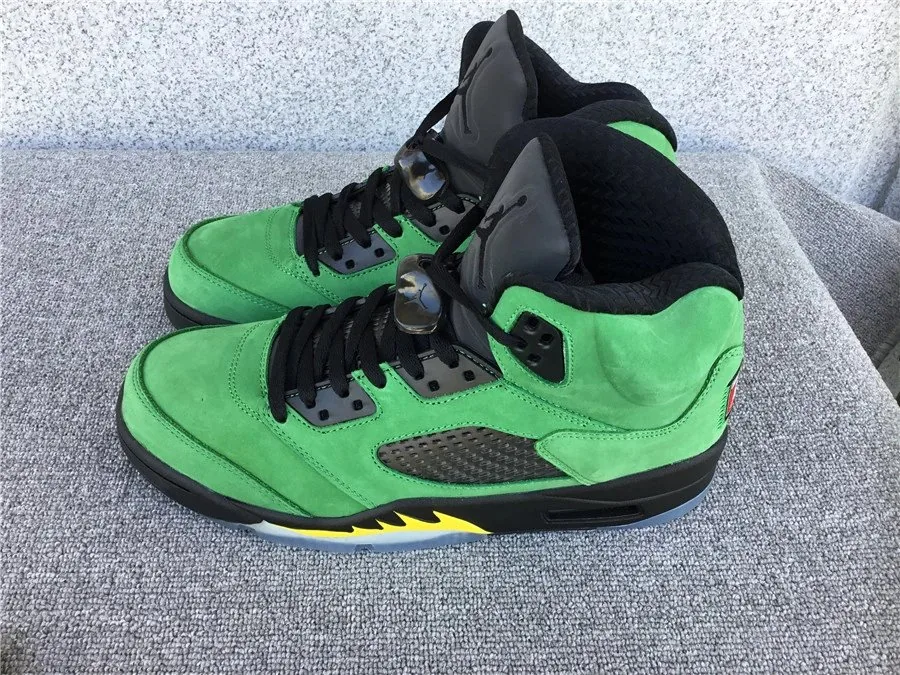 Jordan 5 White Court Sneakers — Photo 12