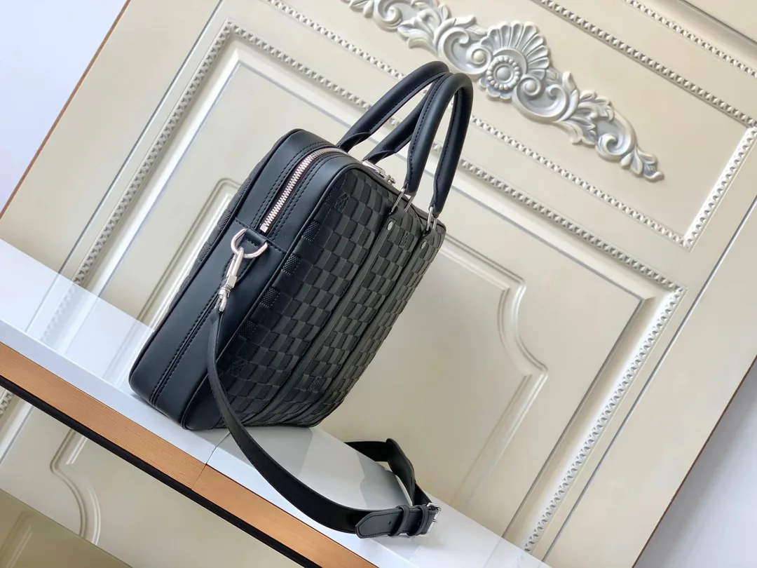 Louis Vuitton Black Monogram Briefcase — Photo 11