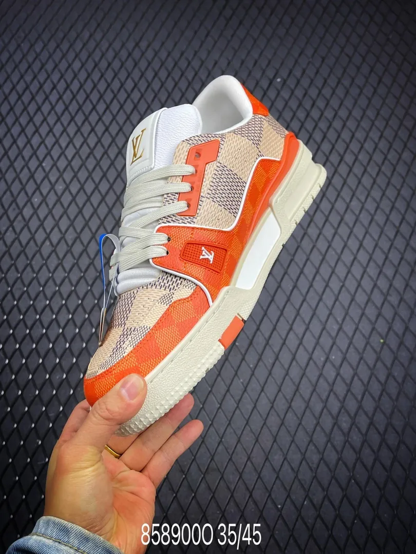 Louis Vuitton LV Trainer Low-Top Sneakers — photo 5