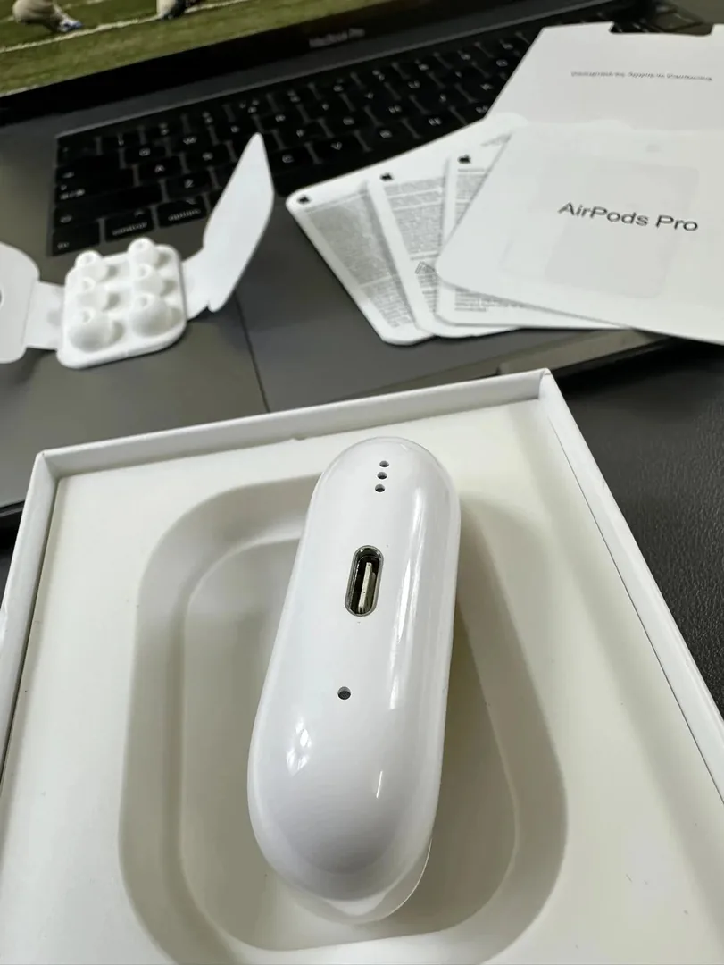 USB-C ANC Earbuds Pro 2 — QC