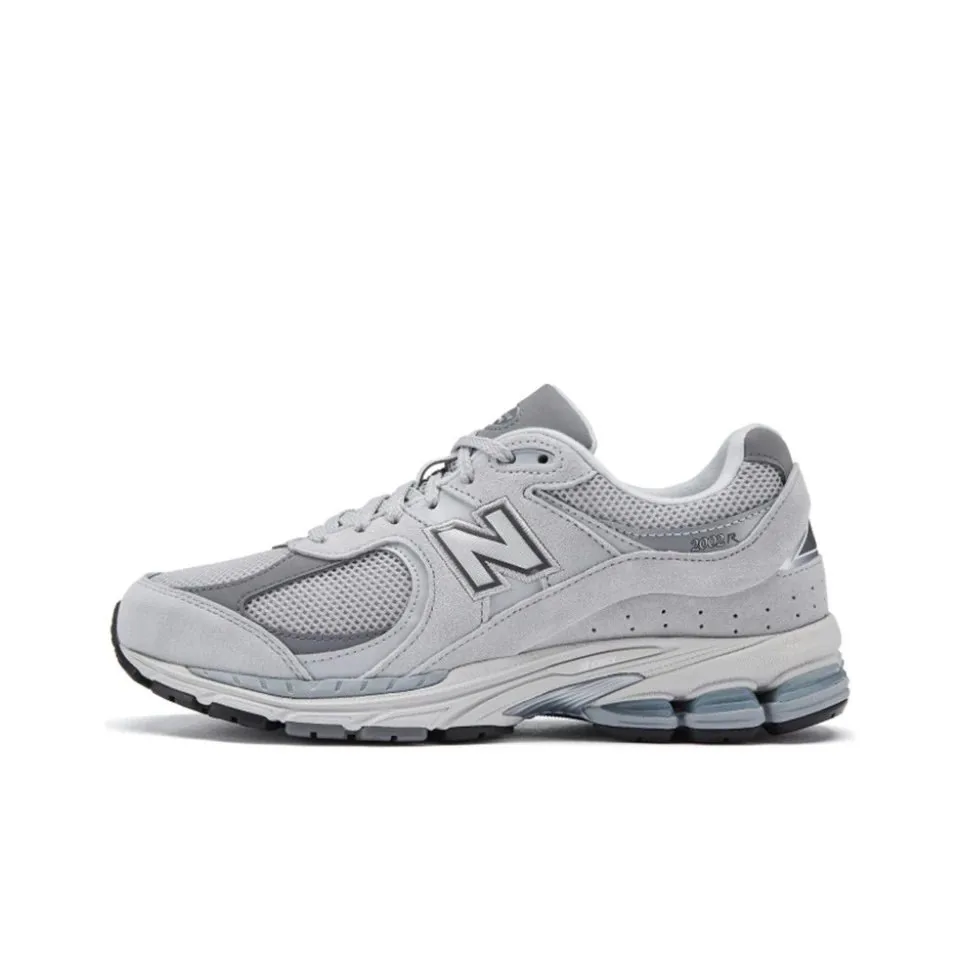 New Balance 2002 Sneakers — QC