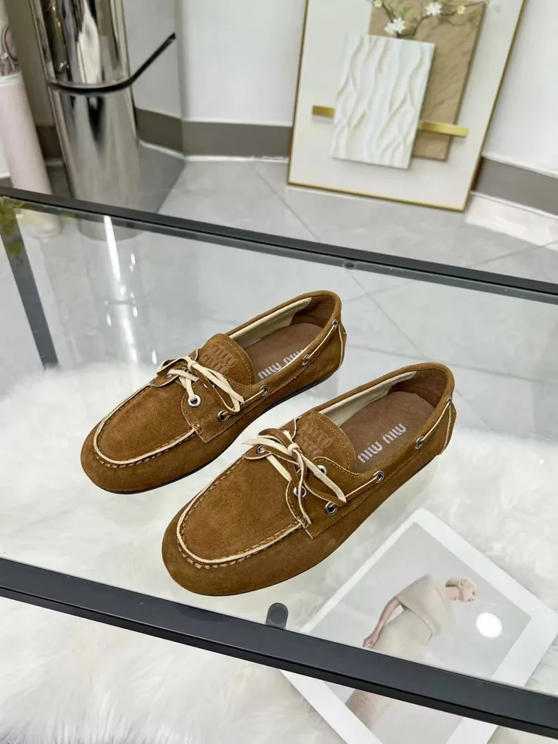 Miu Miu Low-Top Sneakers — QC