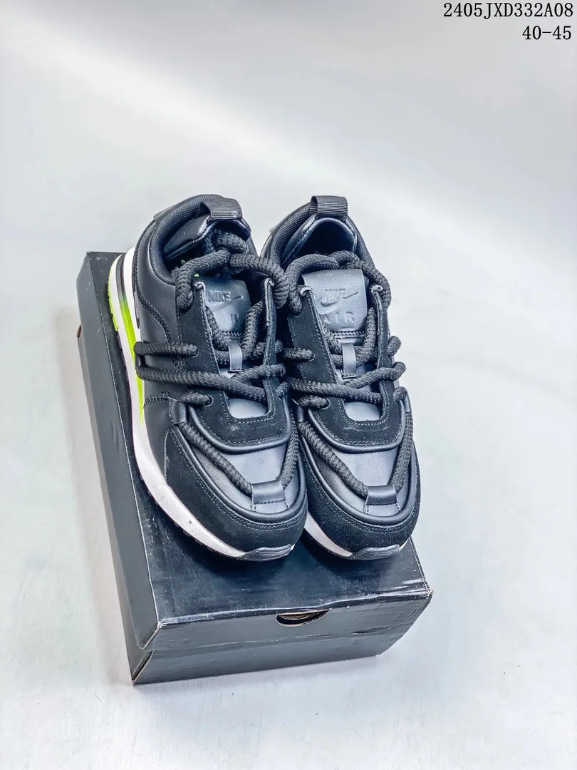 Nike Sacai Vapor Waffle White — Photo 6