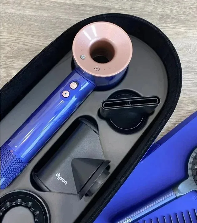 Dyson HD08 Limited Edition Dryer — Photo 4