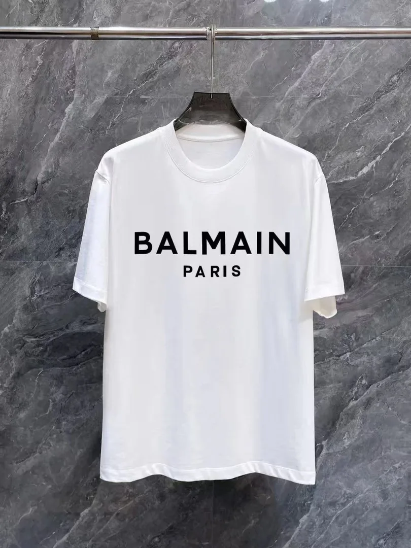 Balenciaga T-Shirt — Photo 9