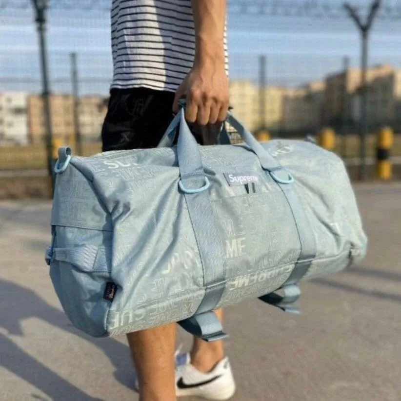 Supreme Crossbody Gym Bag — Photo 4