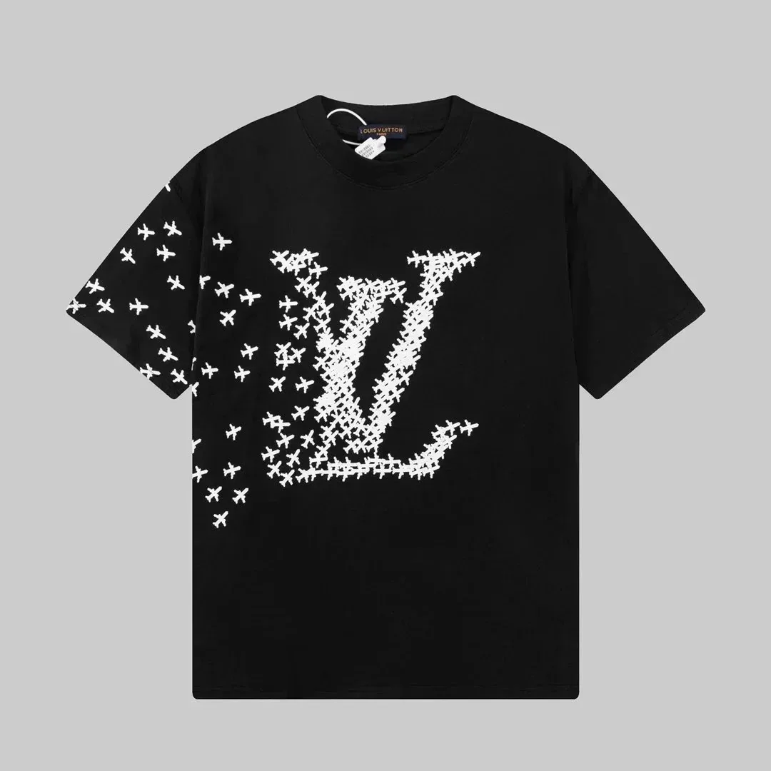 Louis Vuitton Skate Print T-Shirt Collection — Photo 8