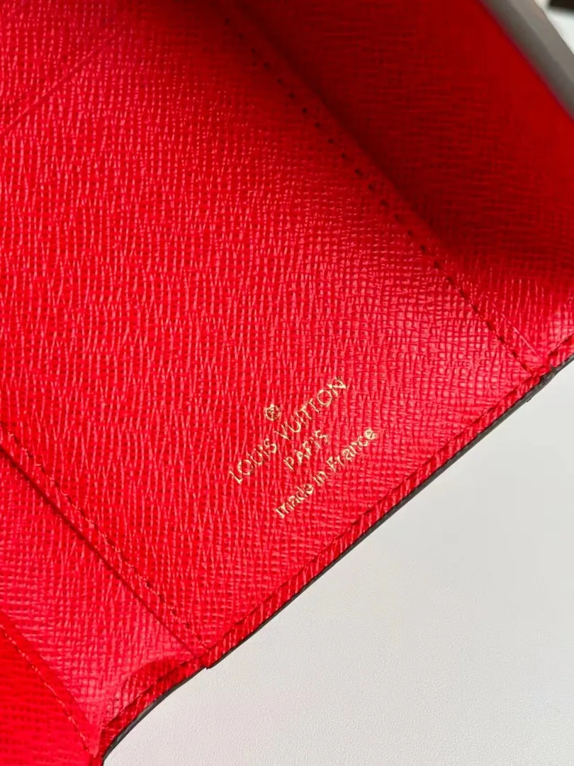 Louis Vuitton Victorine Wallet — photo 5