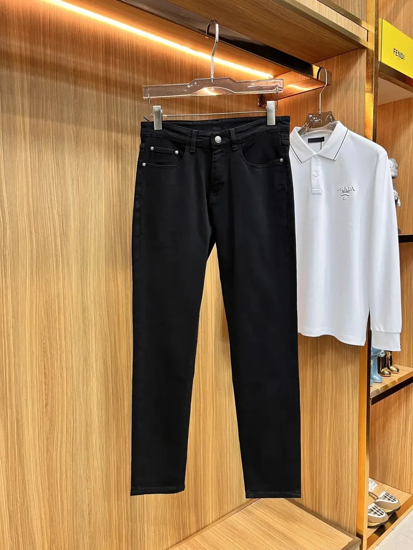 Denim Tears Cotton Wreath Jeans Collection — Photo 4
