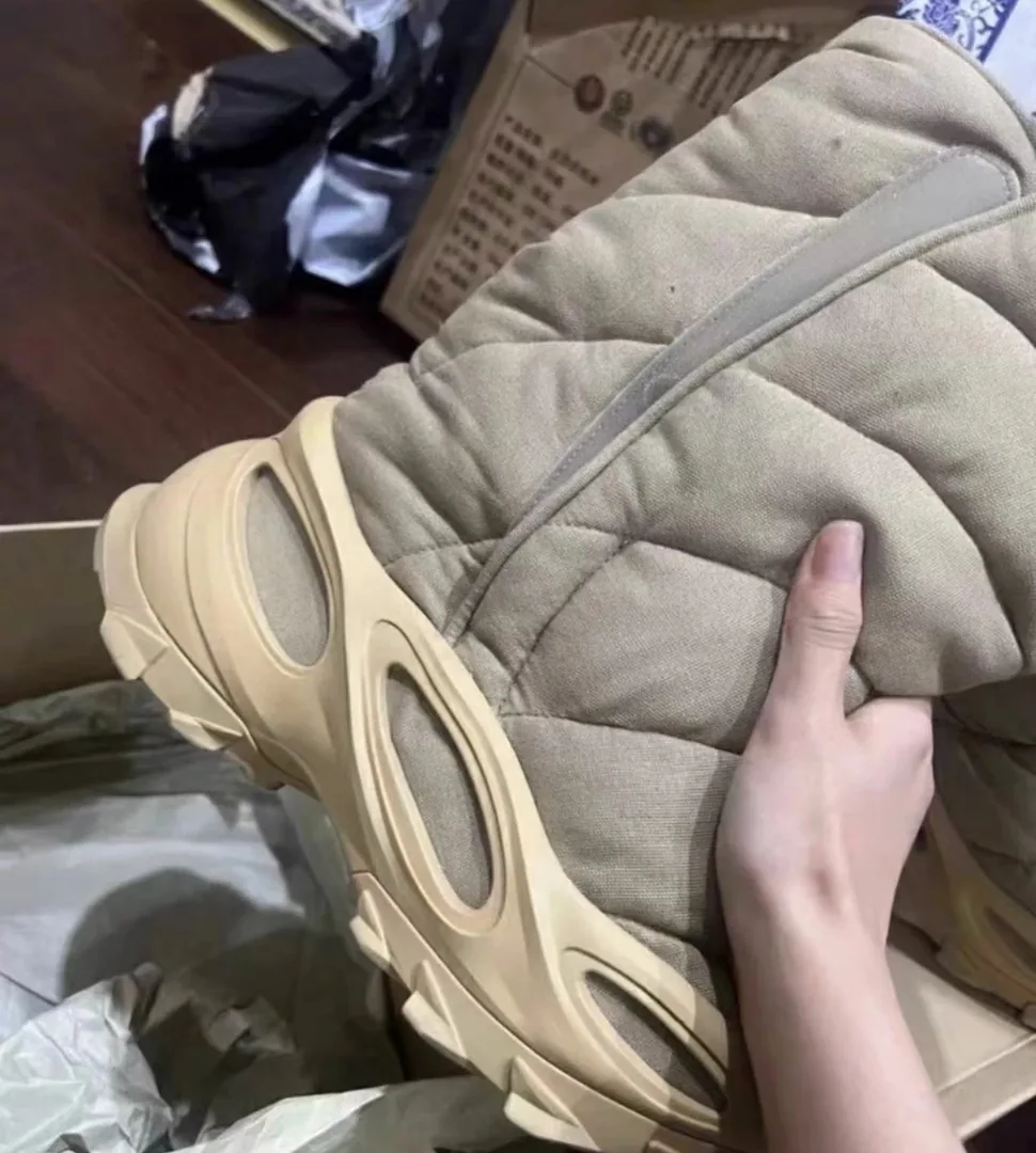 Adidas Yeezy NSLTD Khaki Boots — Photo 7