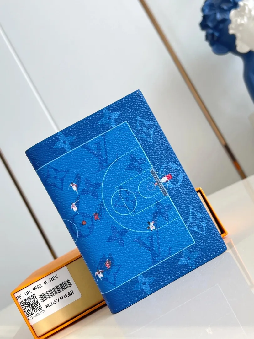 Louis Vuitton Card Holder Wallet — photo 5