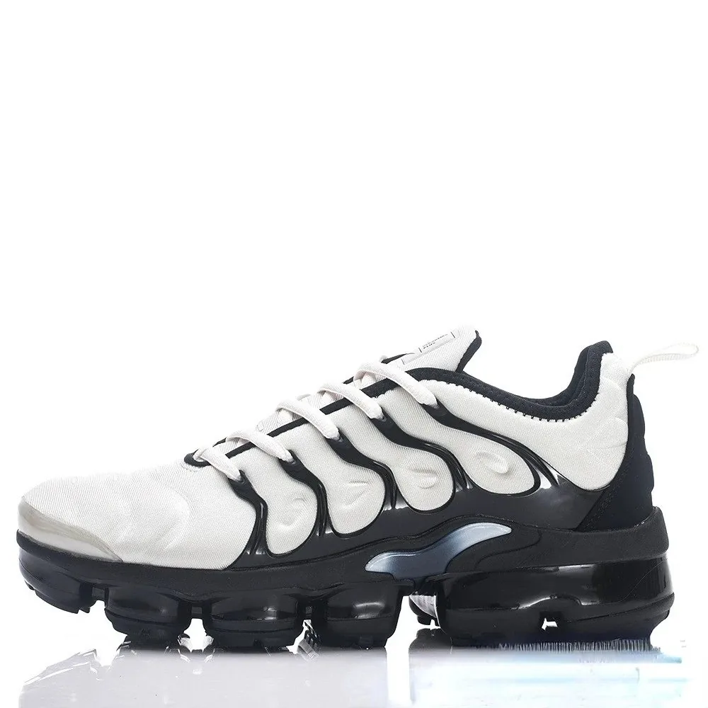 Nike Air VaporMax Plus White Trainers — photo 7