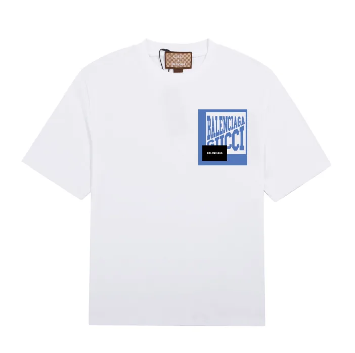 Balenciaga T-Shirt — Photo 14