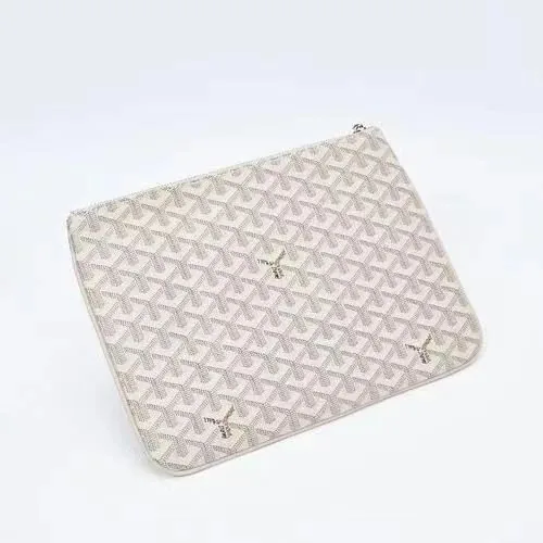Goyard Clutch Card Wallet — QC