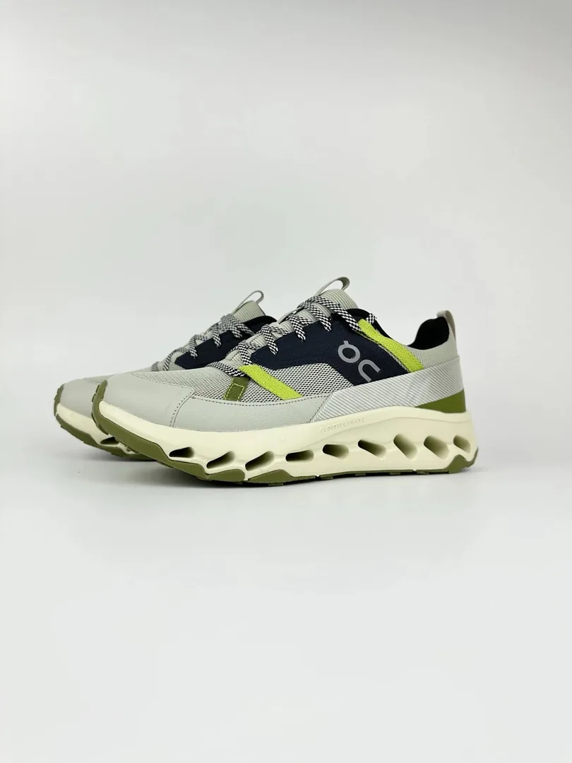 On Cloudhorizon Running Shoes — photo 4