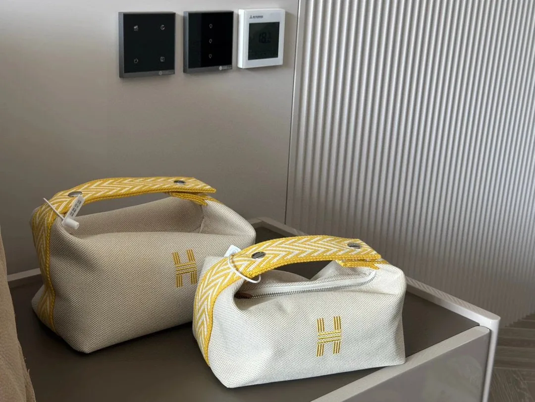 Hermes Leather Toiletry Pouch — photo 5
