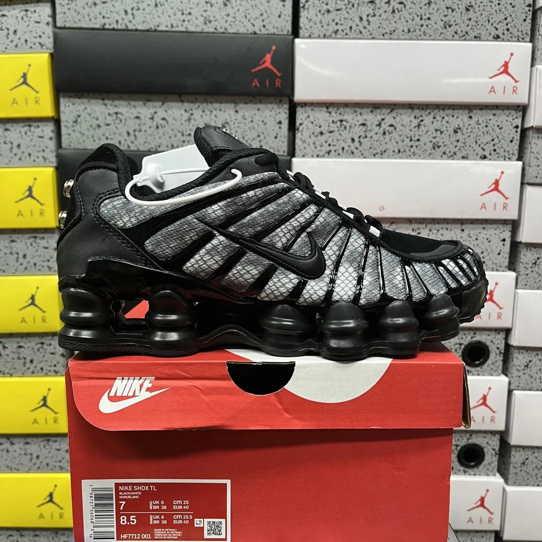 Nike Shox TL Grey — photo 11