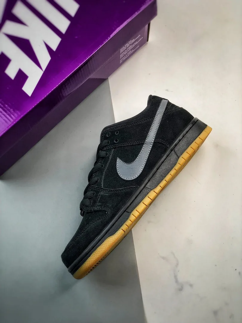 Nike Dunk Low Fog Gum-Sole Pro Sneakers — Photo 7