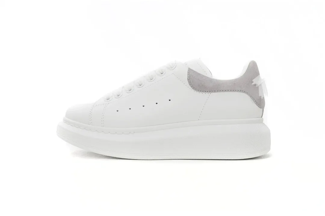 Alexander McQueen Oversized Sneaker Low-Top Sneakers — QC