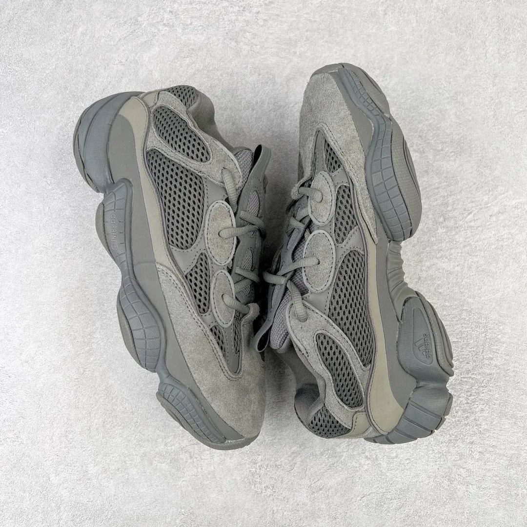 Yeezy 500 Desert Rat — photo 12