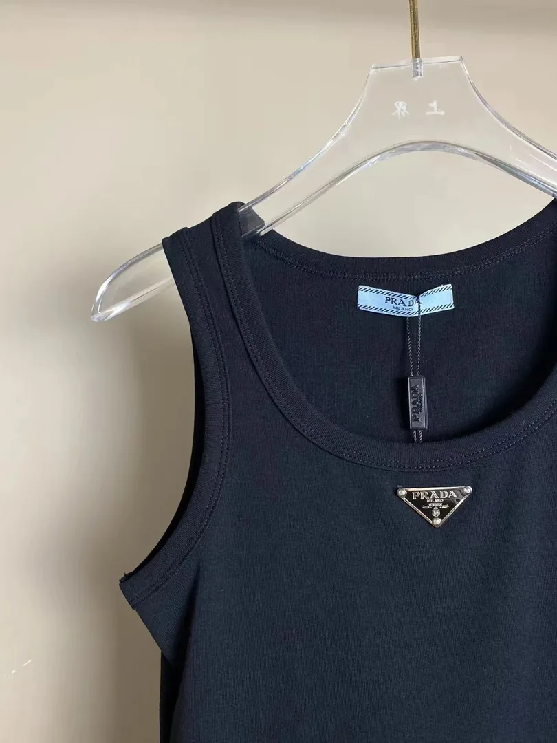 Detail Tee — Photo 14