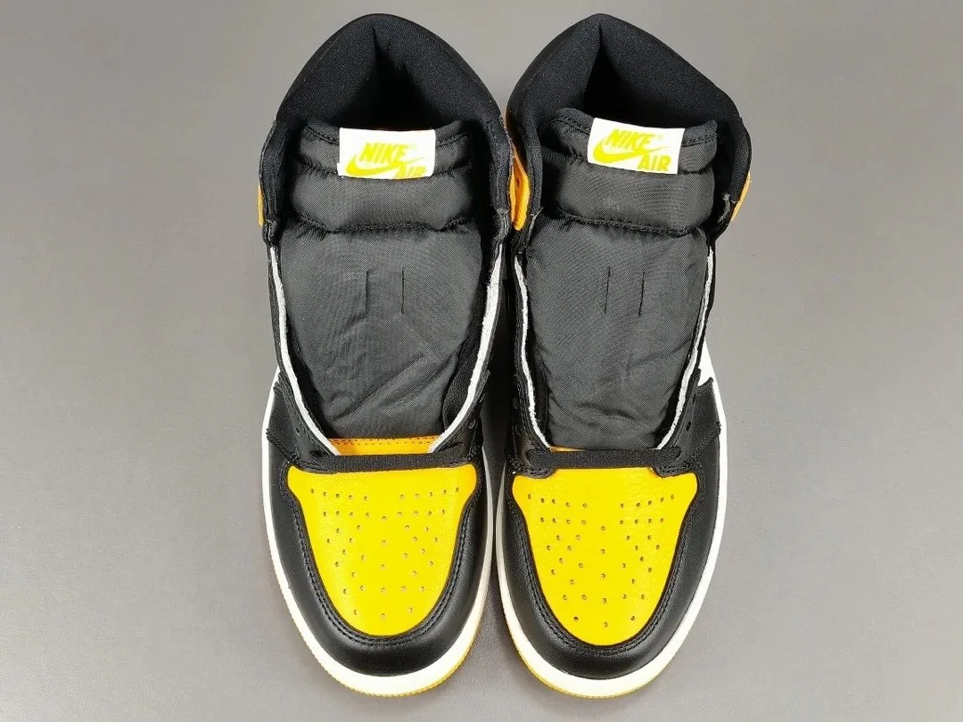 Air Jordan 1 High Taxi — Photo 14