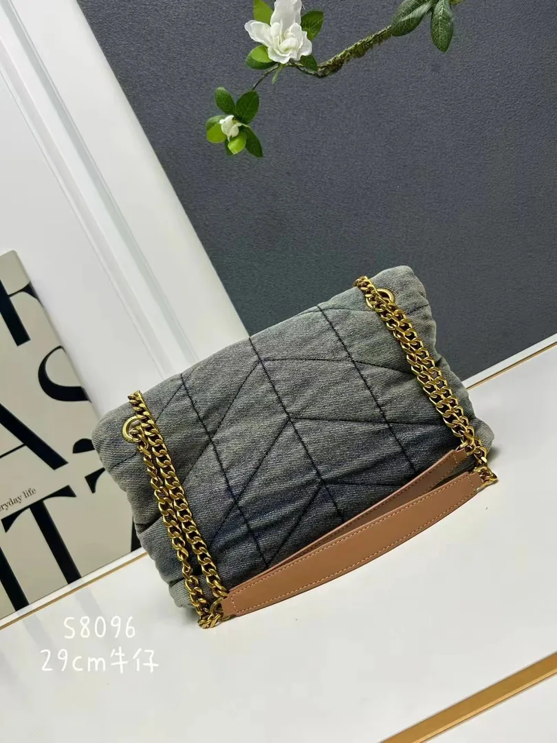 Saint Laurent Leather Handbag — photo 6
