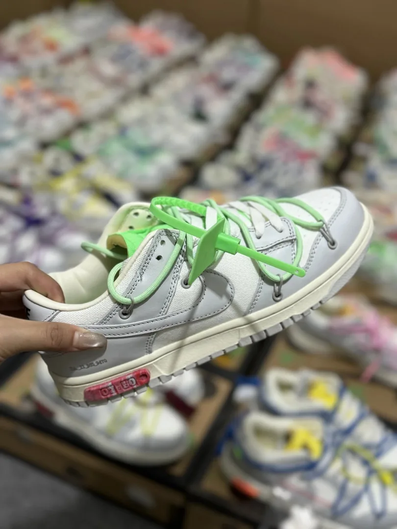 Off-White Low The 50 Sneakers — Photo 13