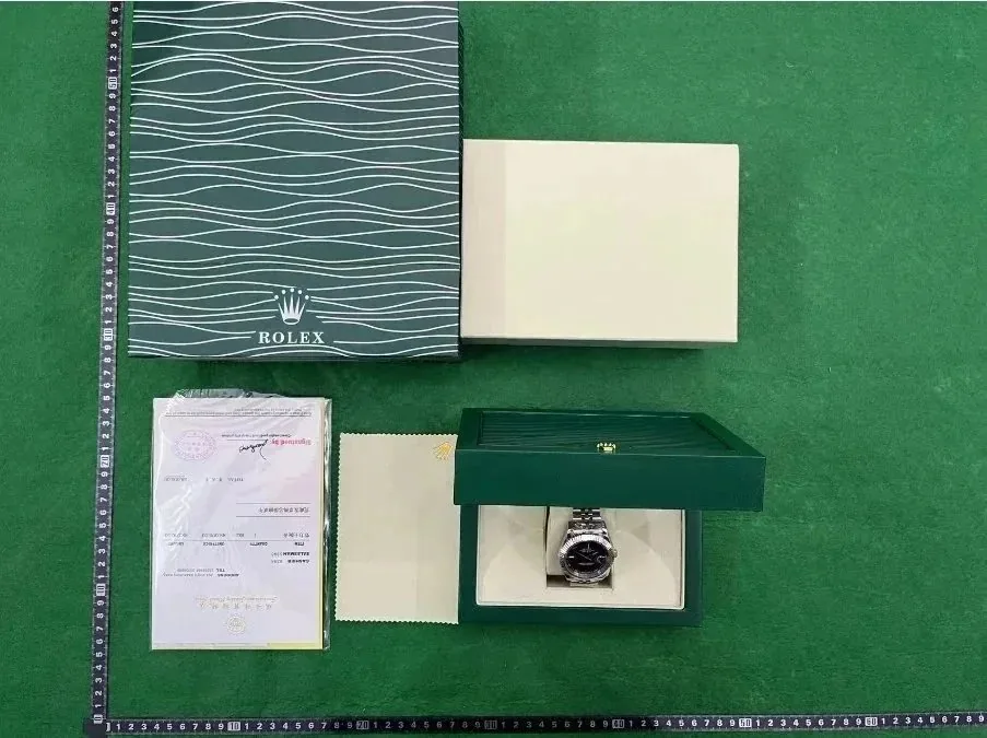 Rolex Watch — Photo 3
