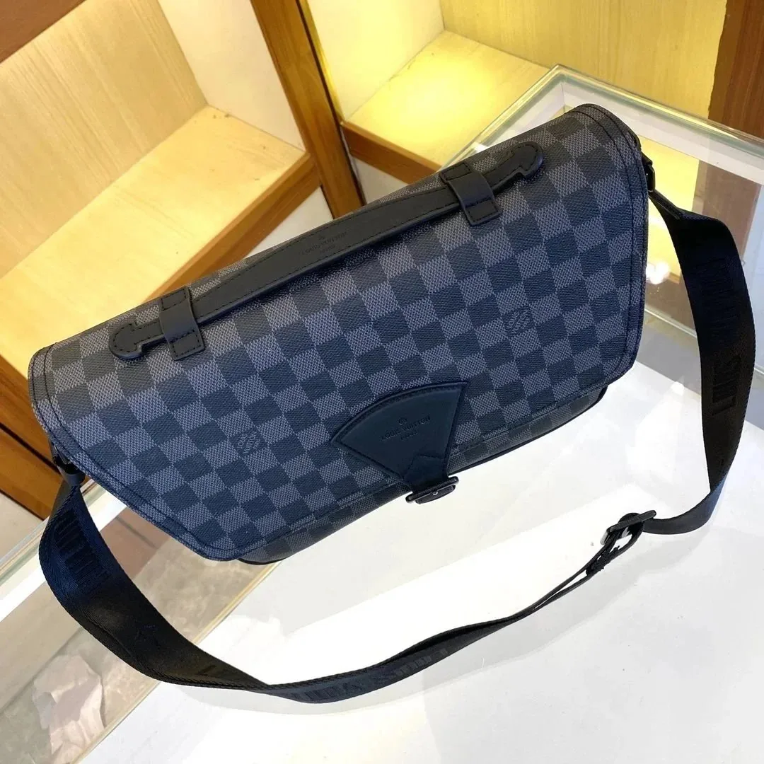 Retro Crossbody Waist Bag — Photo 14
