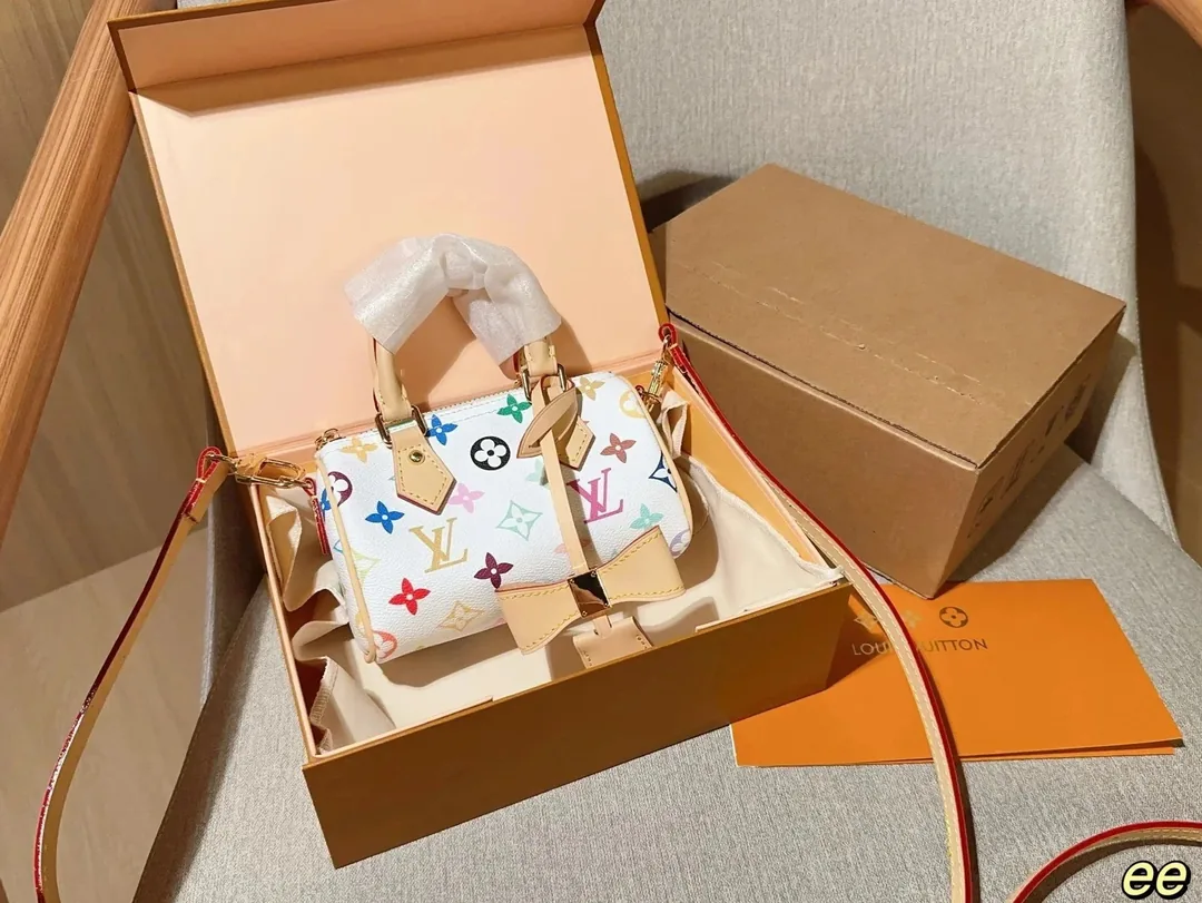 Bag Collection — Photo 13