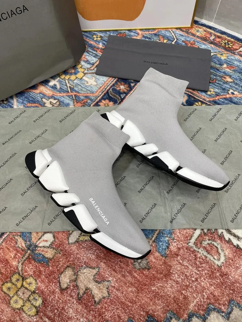 Balenciaga Speed Trainer Sneakers — Photo 9