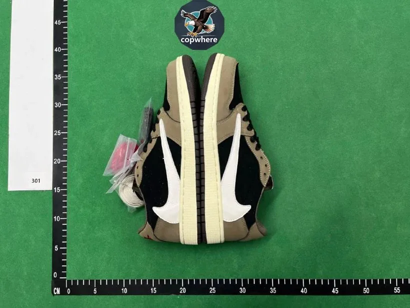 Travis Scott X Jordan 1 G Batch — photo 2