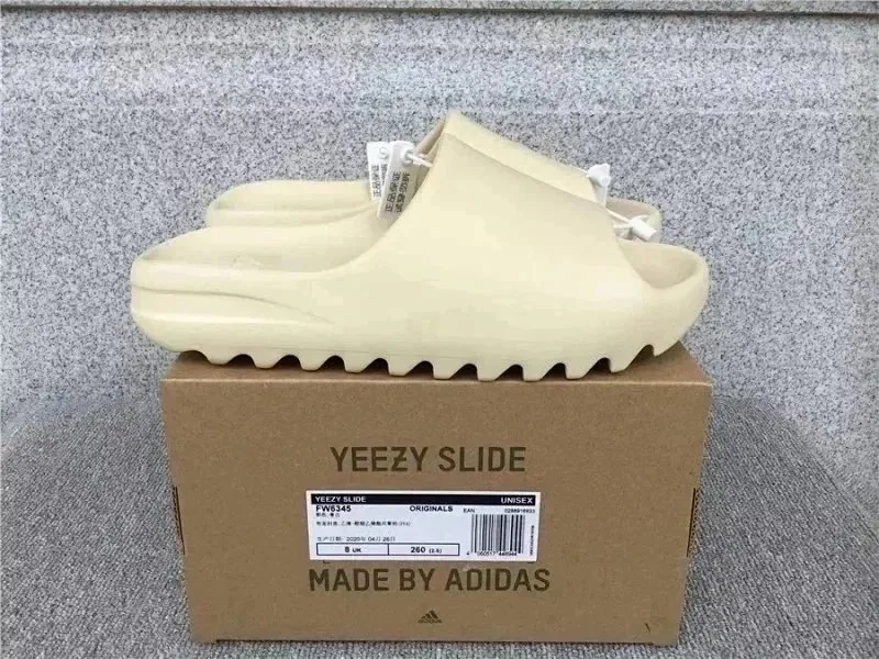 Adidas Yeezy Slide Sport Sneakers — Photo 4