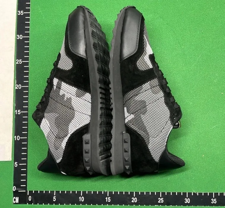 Valentino Rockrunner Black Sneakers — Photo 11