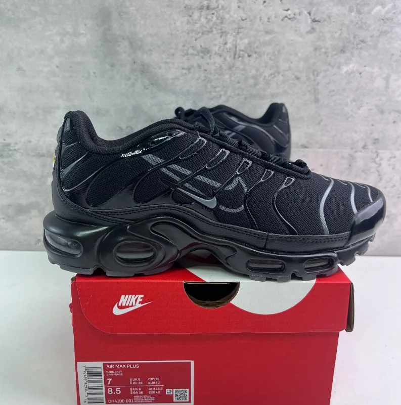 Nike Air Max Plus (TN) White Running Shoes — QC
