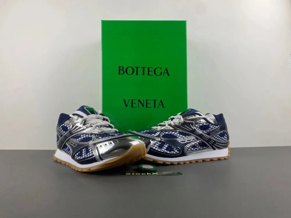 Balenciaga Runner Beige Rubber-Sole Trainers — Photo 5