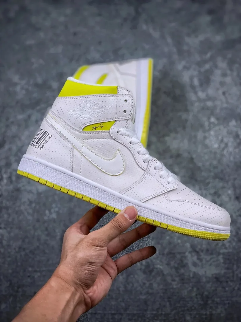 Air Jordan 1 High First Class Flight — photo 4