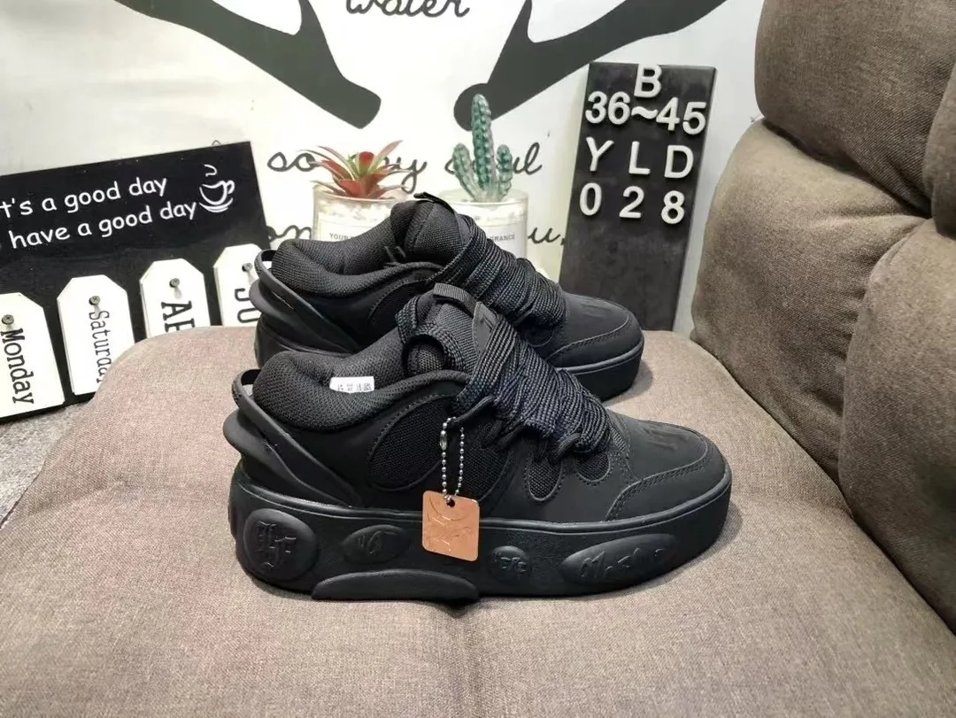 White One Of One Low — QC