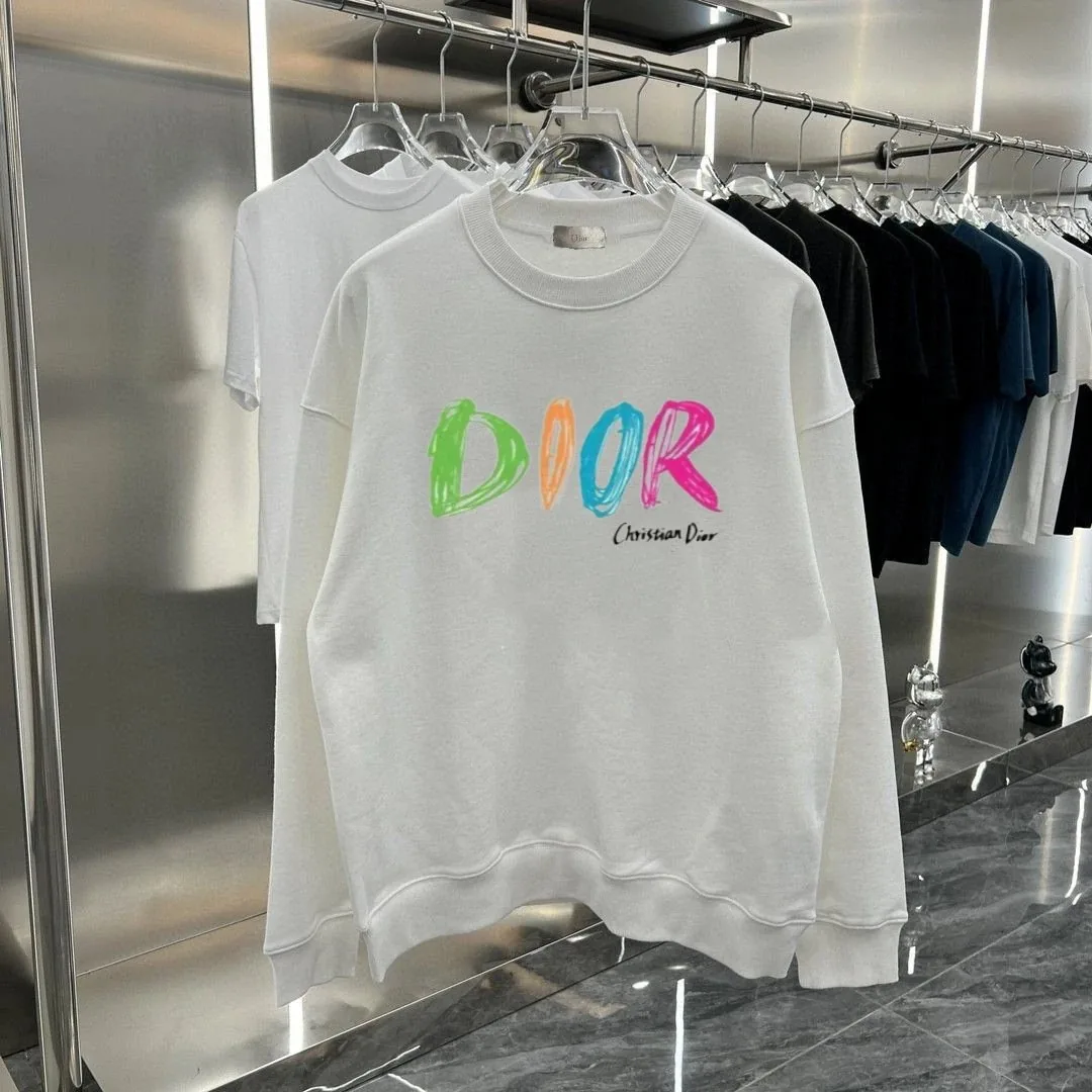 Loose Sweatshirt — Photo 7